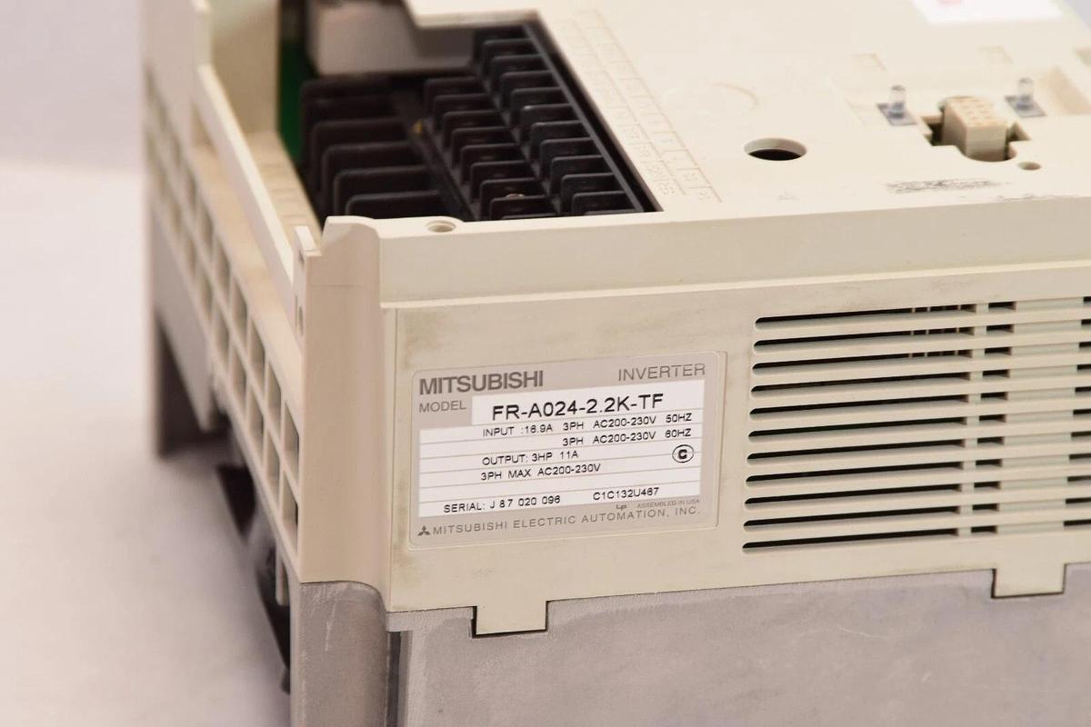 Used MITSUBISHI FR-A024-2.2K-TF 3PH 200-230V 50/60Hz 16.9A Drive Inverter
