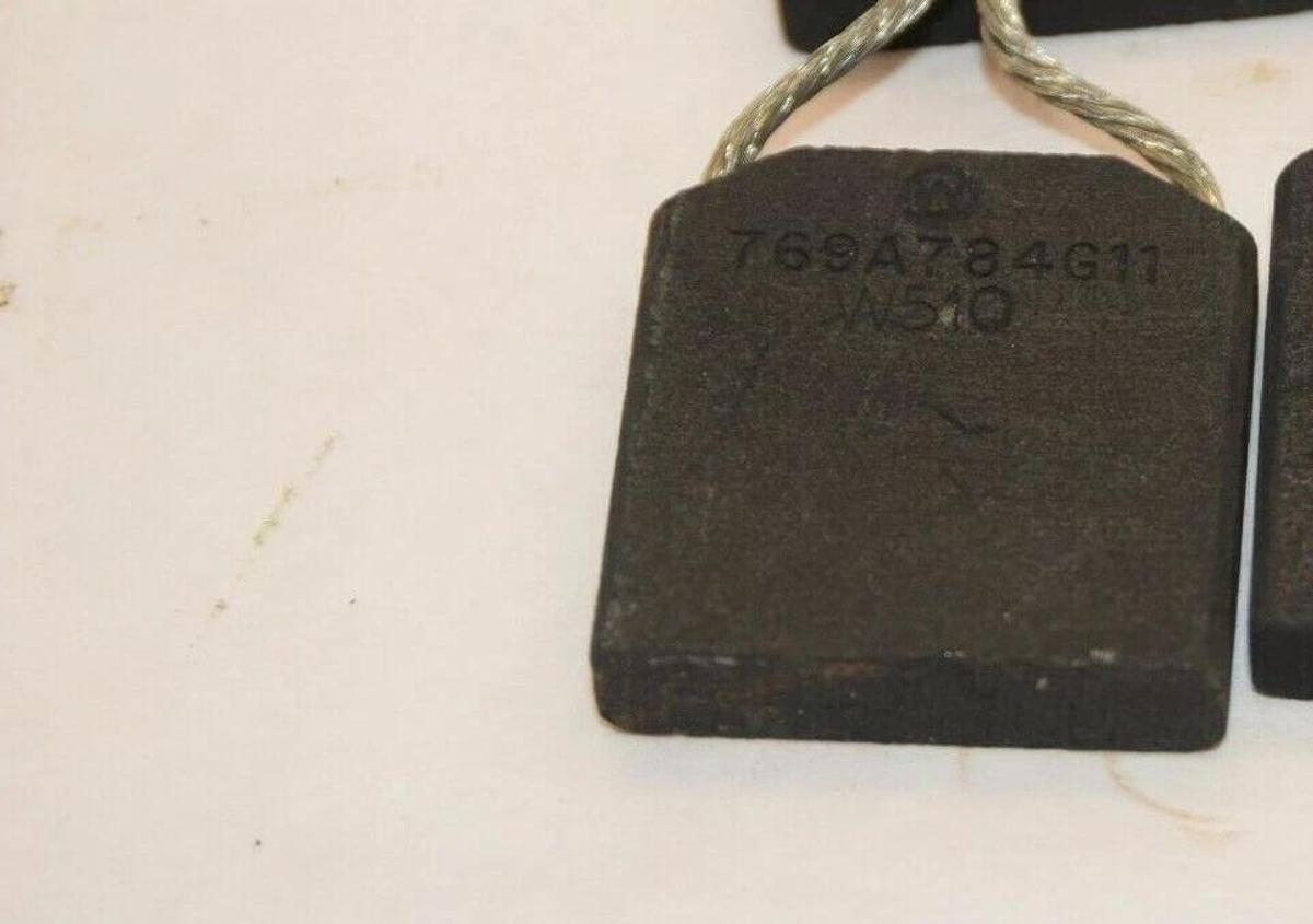 (NEW) WESTINGHOUSE 769A784G11 1.5"x3/8" Carbon Brush