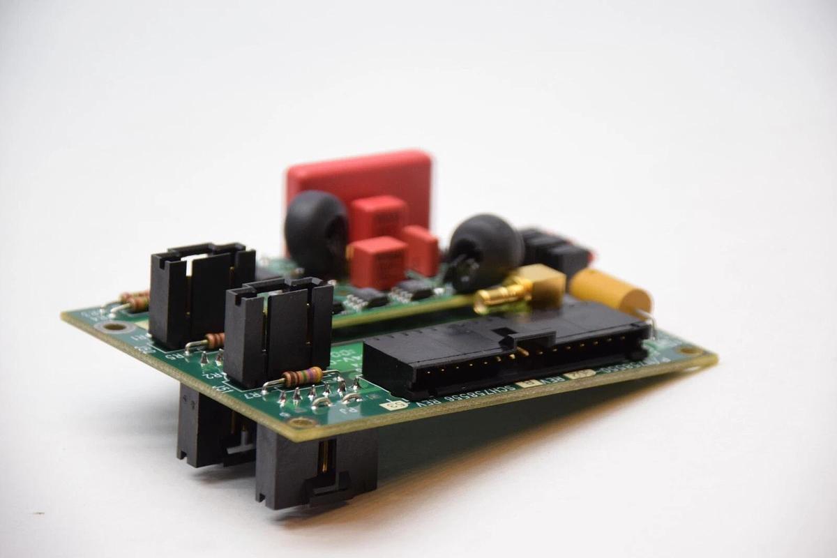 Used 758550-902 Rev B 758556 , Rev 53 , E04120770021 , F-758553-53 Circuit Board Card