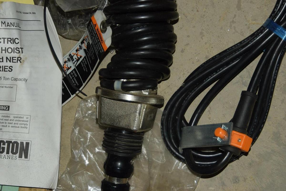 Harrington 1/8 Ton Electric Hoist 1/8T ER001HCC 6' Lift single speed (NEW)