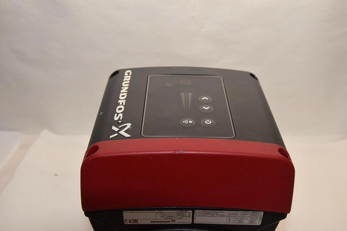 GRUNDFOS X  MGE71A 2-CMS1B-HA Motor 98767242 -V10 CME3-2 A-5-G-E-AOOE U-A-D-N