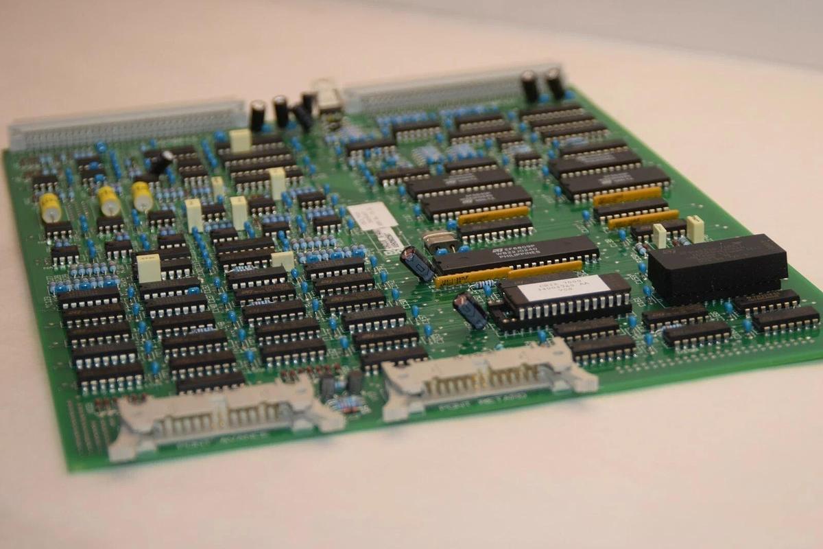 (NEW) MERLIN GERIN / CRIZUS 6740837 34004967 7000 Rev AA TL 01 Control Board