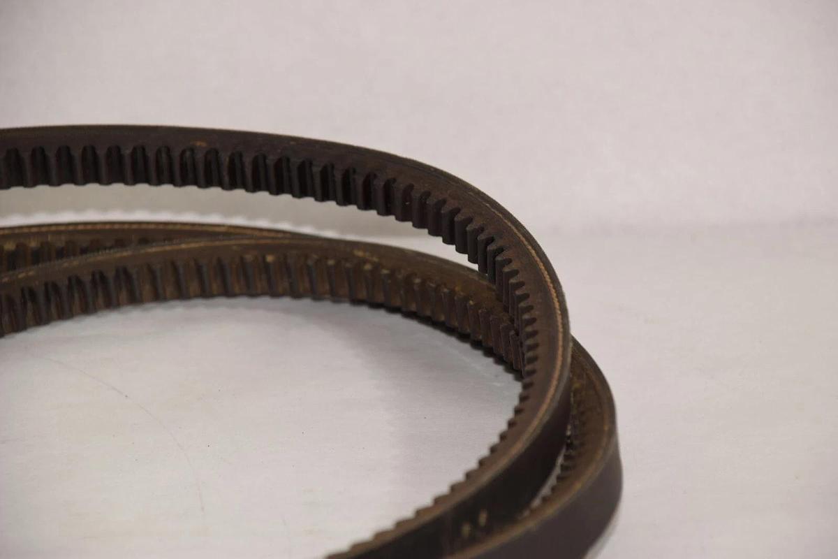 (NEW) GATES BX96 , 9013-2096 Tri-Power Cog V-Belt USA