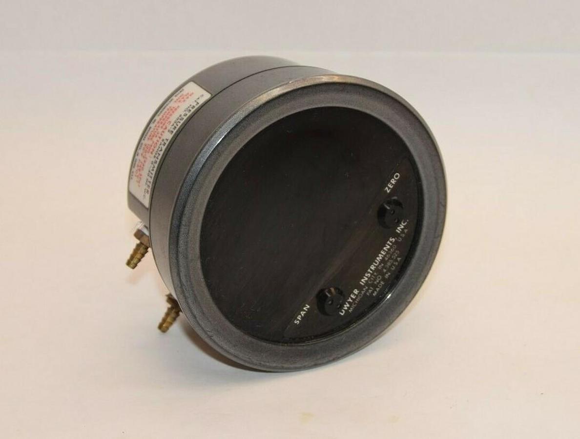 Used DWYER 603A-2 603A2 0-.5" WC Differential Pressure Transmitter