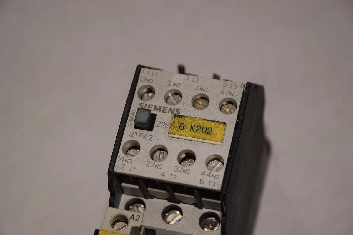 Used Siemens Starter 3TB42  3UA52 00-1J Range: 6.3-10A  220V coil
