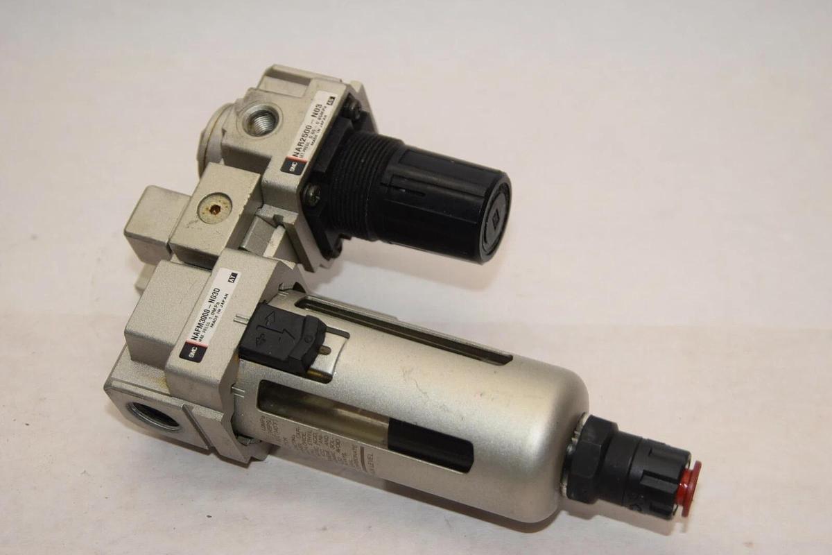 SMC NAFM3000-N03D Filter housing With NAR2500-N03 Pneumatic regulater