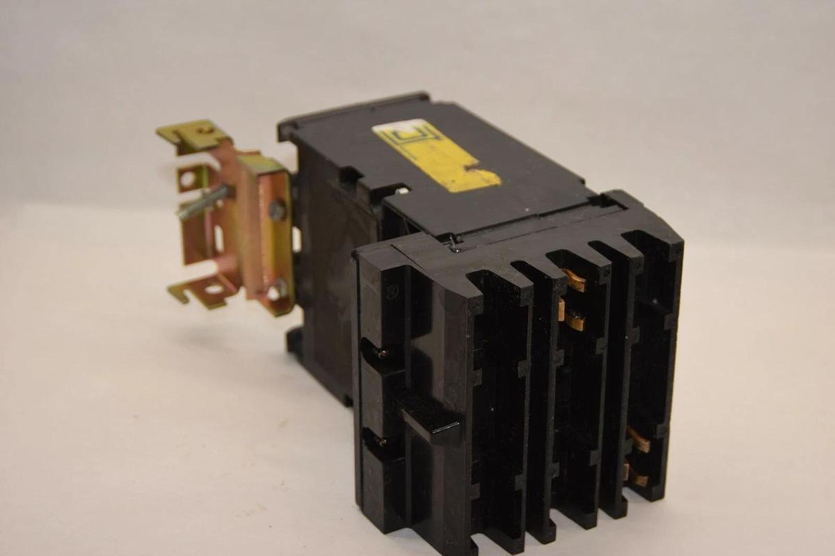 (NEW) SQUARE D FC24020AB 20A 20 Amp 20 A  Series 3 3P 480Vac Circuit Breaker
