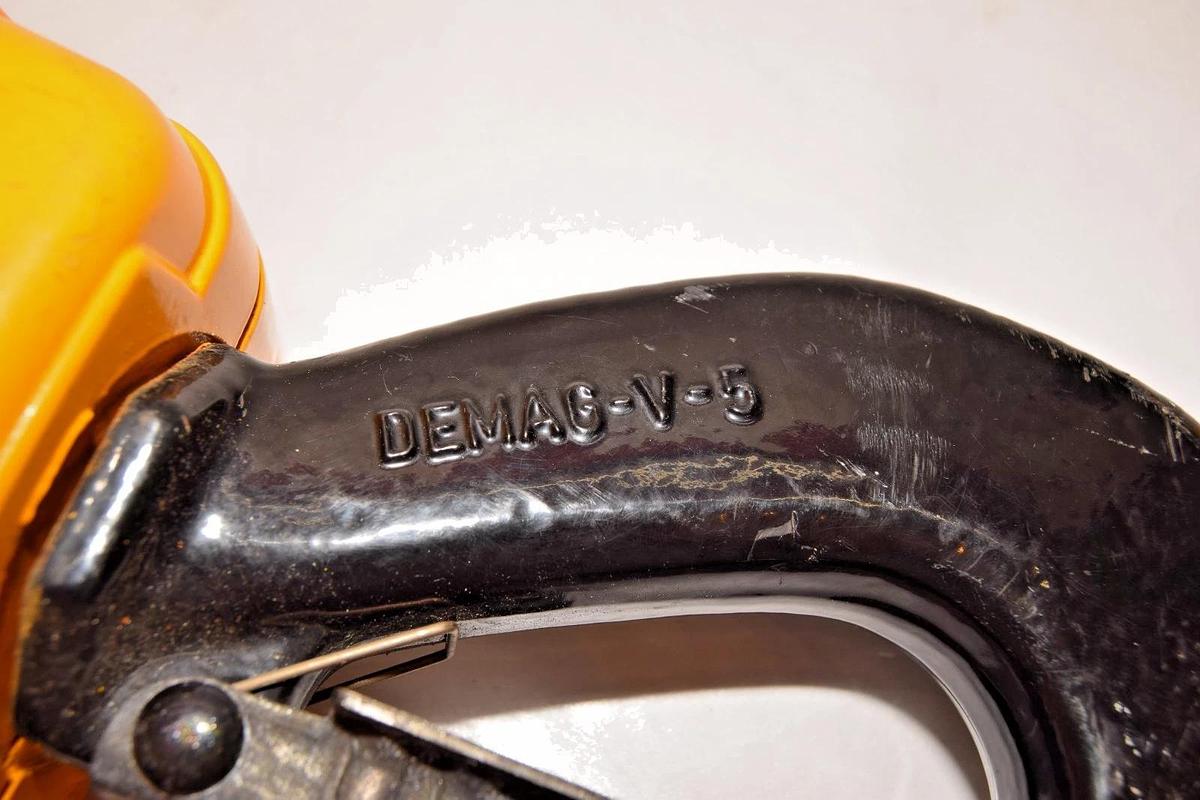Used Demag-V-5 83786144 PS BB Hoist Lower Hook Load Block Double Chain Swivel Hook