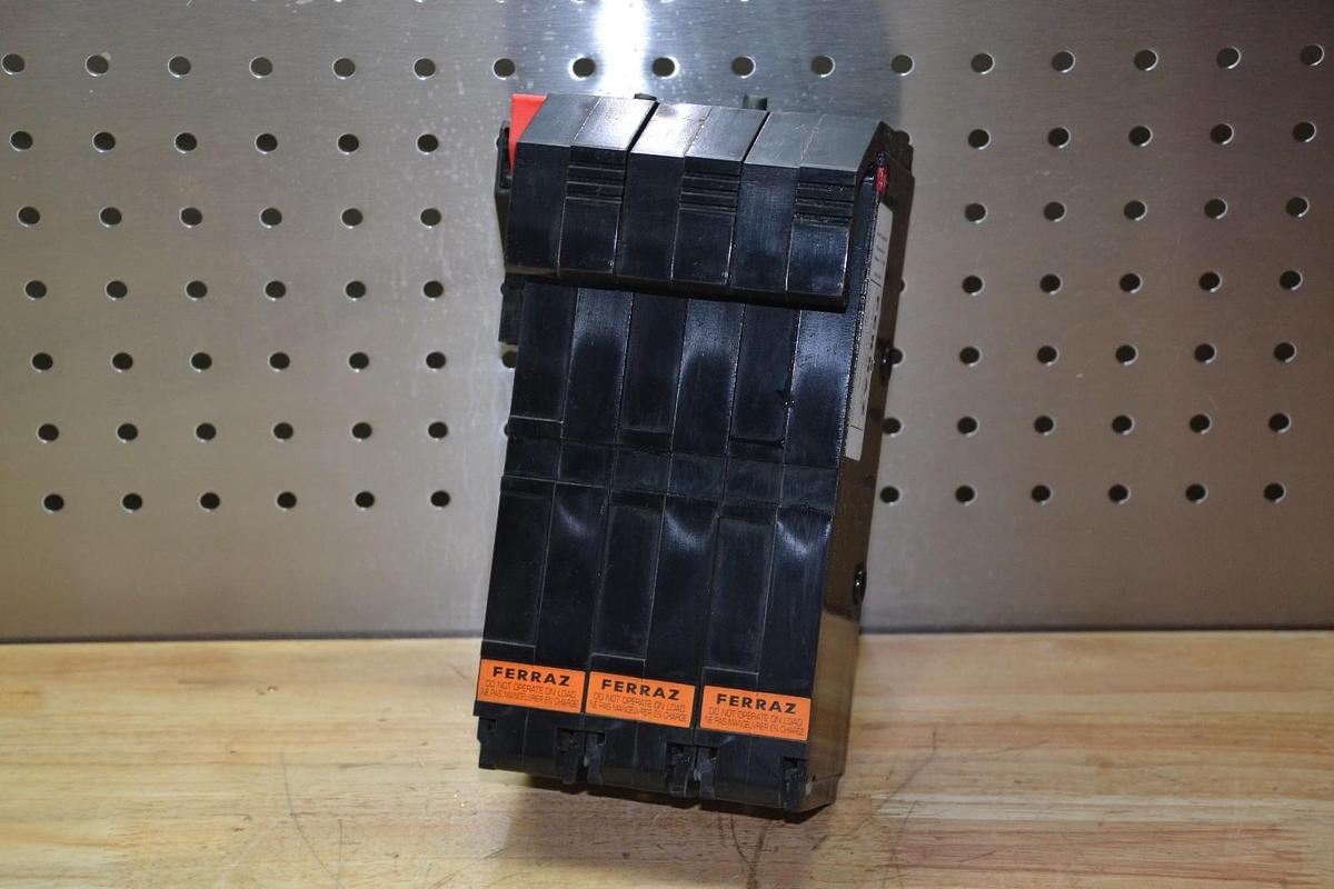 Used FERRAZ PSIII 20.127 PRE + MC.PS EO97294 PDFH1003FUHRWMA 125A FUSE HOLDER