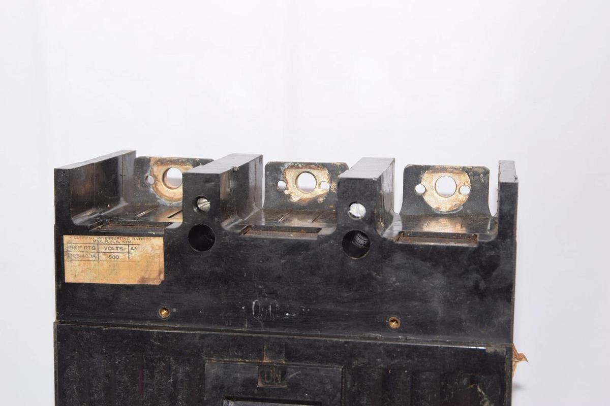 Used GE GENERAL ELECTRIC TJK436YT400 400A 400 Amp 3P 600Vac Circuit Breaker *Crack*