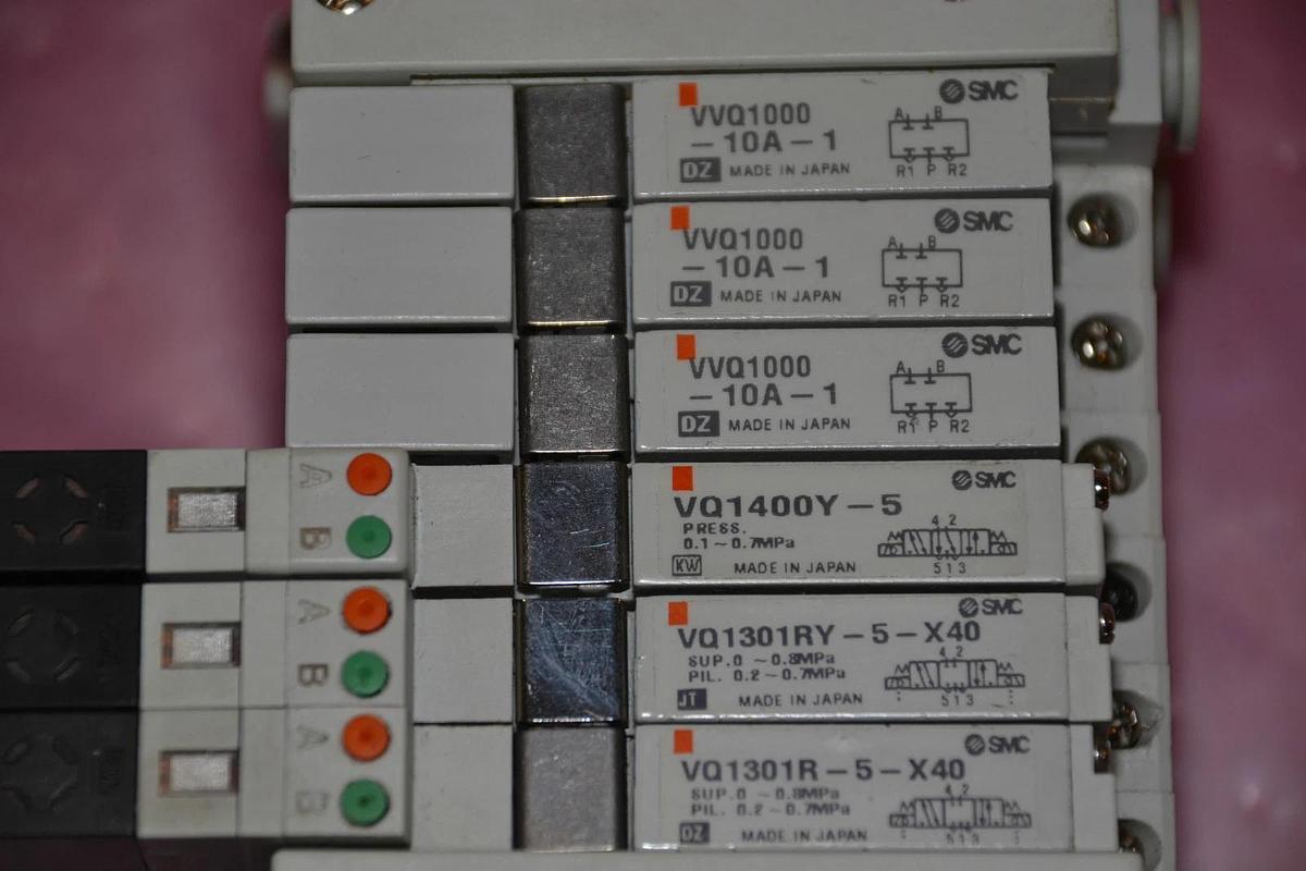 Used SMC MANIFOLD EX120-SMJ1 SOLENOID VVQ1000-10A-1 VQ1400Y-5 VQ1301RY-5-X40
