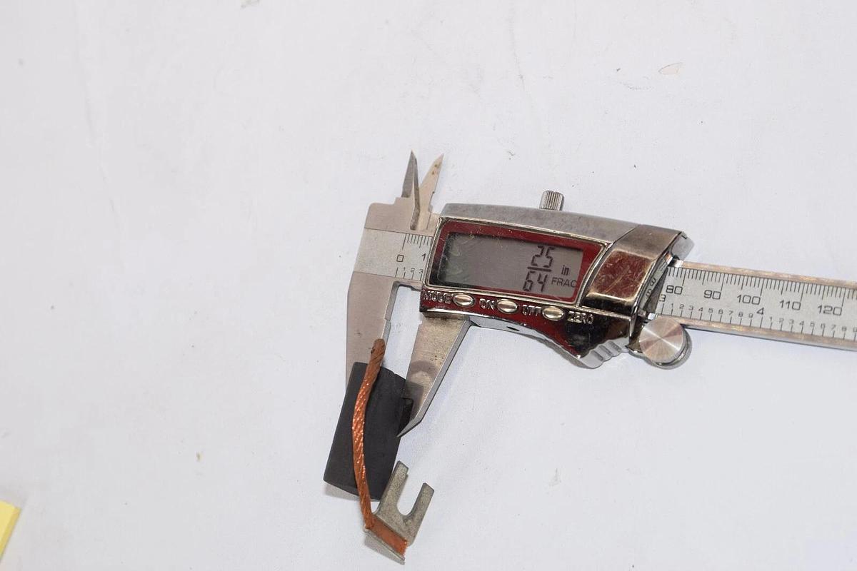 (NEW - Lot of 4) REK 10706-S 25/32" x 25/64" Carbon Brush