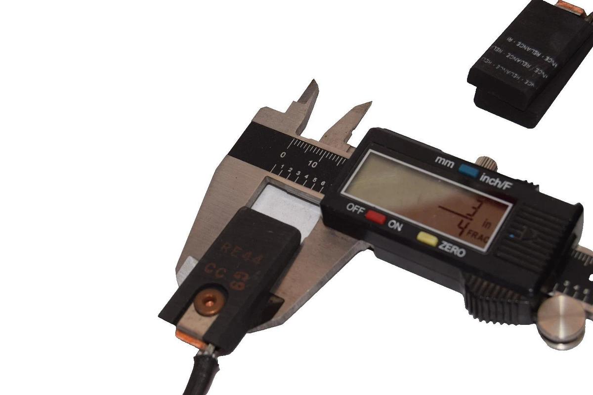 Reliance RE44CC G9 , 1-9/16" x 3/4" x 3/8"  Carbon Motor Brush (New - Lot of 3)