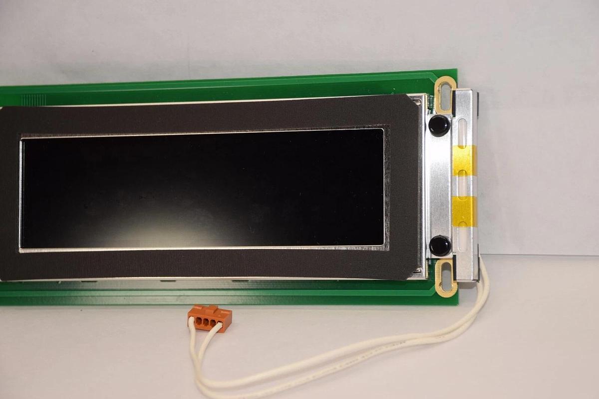 Used NAN YA PLASTICS CORP. M003QP1S Rev  B Screen Display