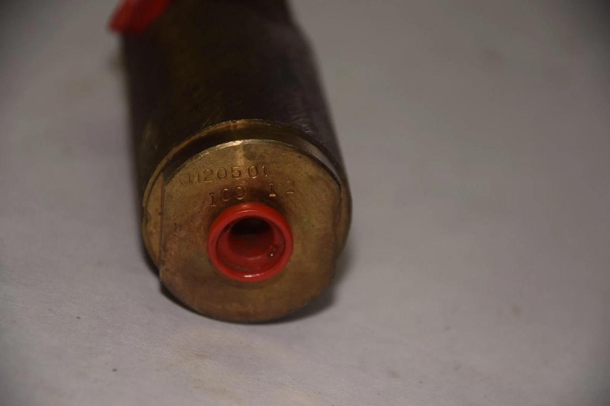 AIRMATIC 11205-01 1" STROKE 5/16" BORE SINGLE ACTION CYLINDER NEW