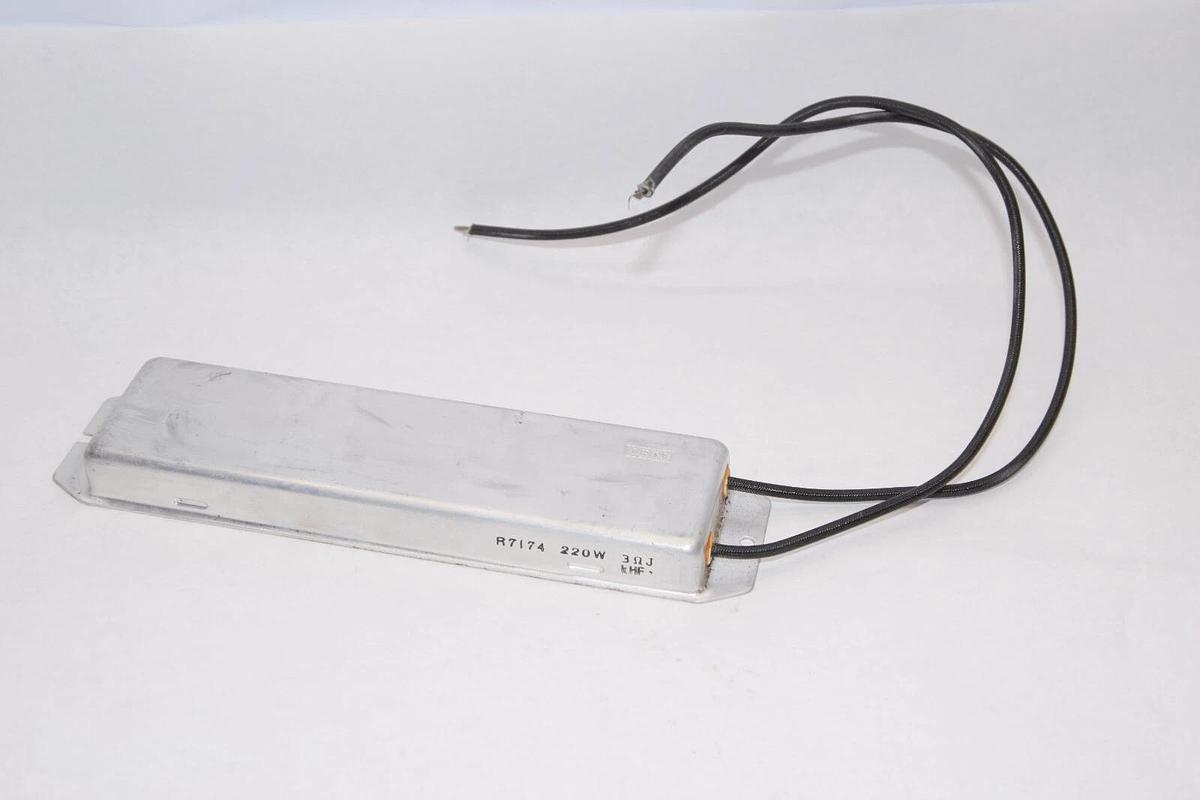 (NEW) JRM R7174 220W 3ΏJ Wirewound Power Resistor
