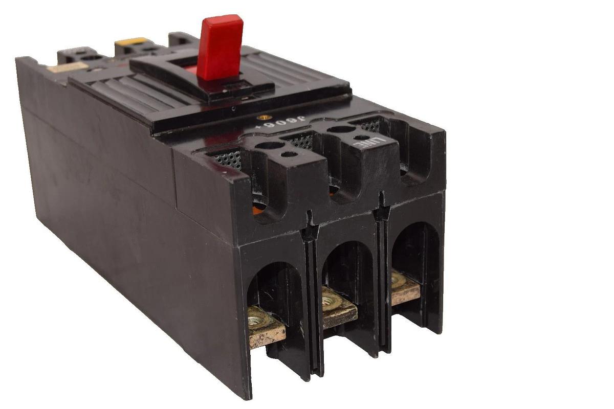 Used GE General Electric THFK236F000 , E11592-R 3 Pole 225A 600V Circuit Breaker