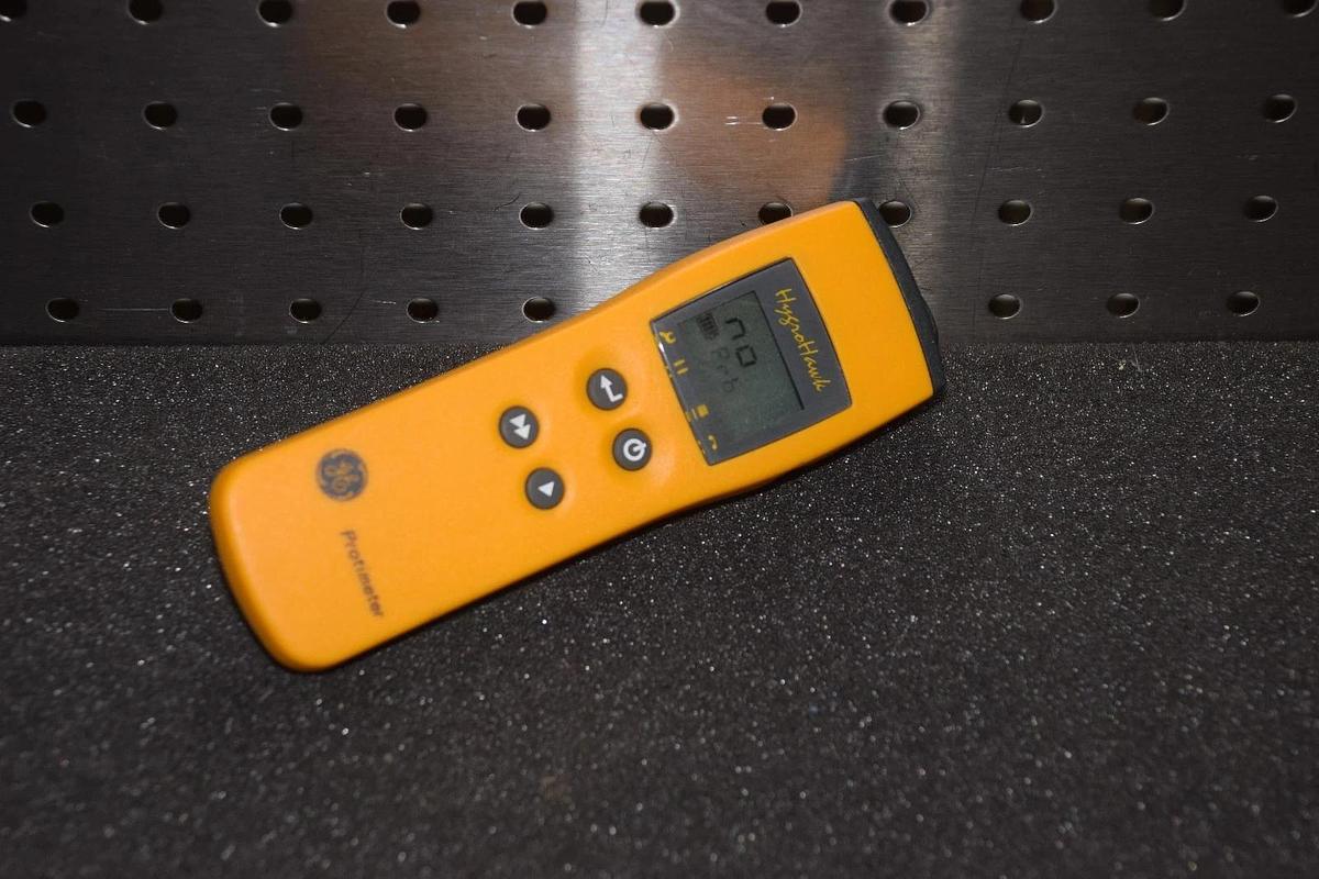 Used GE Hygro Hawk Protimeter Moisture Meter  AS-IS