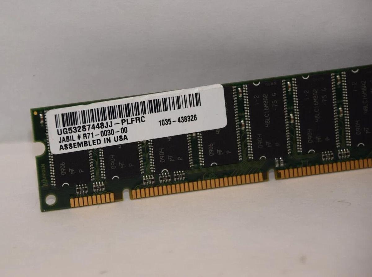 Used UNIGEN UG532S7448JJ-PLFRC UG532S7448JJ SDRAM RAM Memory Board Card