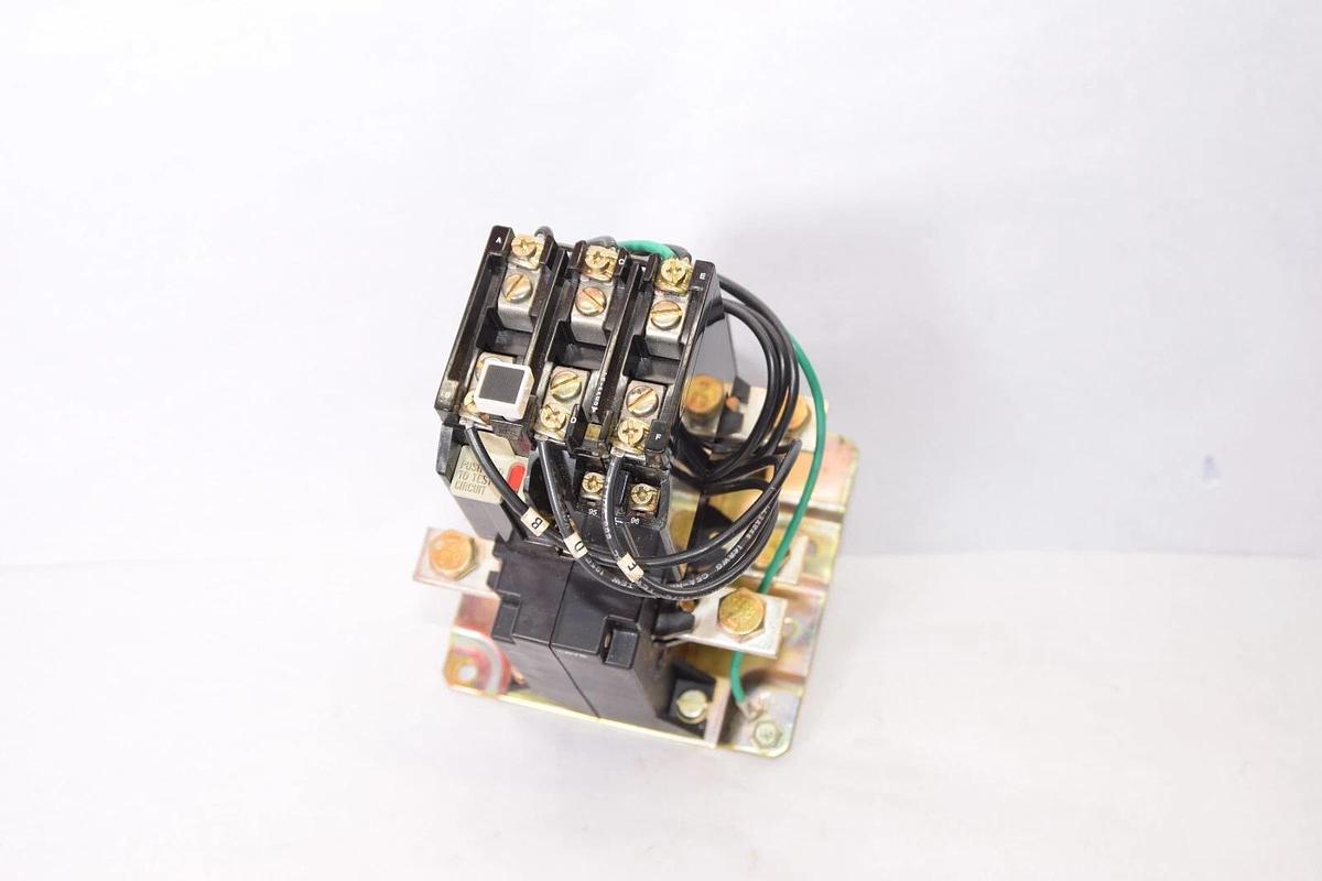 (NEW) ALLEN BRADLEY 592-TPD200 Series A 184A 200:5 Manual Rest Relay W/592-JOV16
