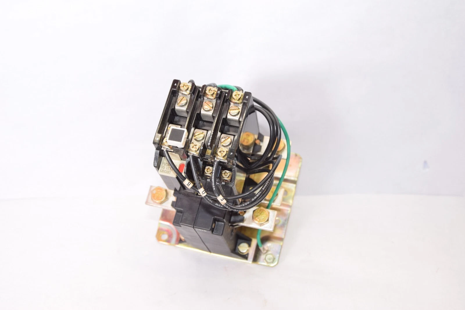 (NEW) ALLEN BRADLEY 592-TPD200 Series A 184A 200:5 Manual Rest Relay W/592-JOV16