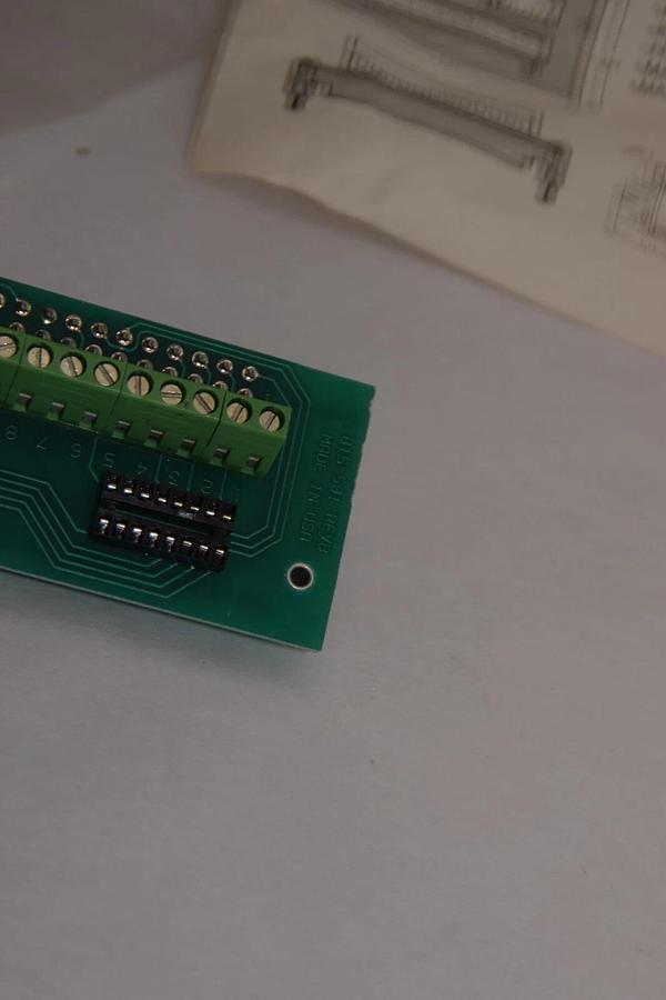 (NEW) CINCINNATI 815 , 815-501 Rev B Connector Adapter