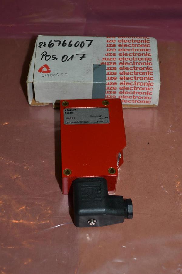 LEUZE ELECTRONIC SENSOR LS 85/7 LS85/7 LS 85 7 NEW