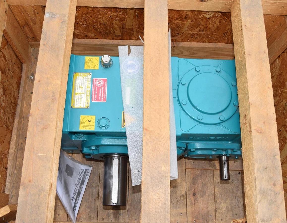 Hansen Gearbox Gear Box Reducer RDA31 ORI012416-RDA31-DN-28(DP) 28.267 R NOS