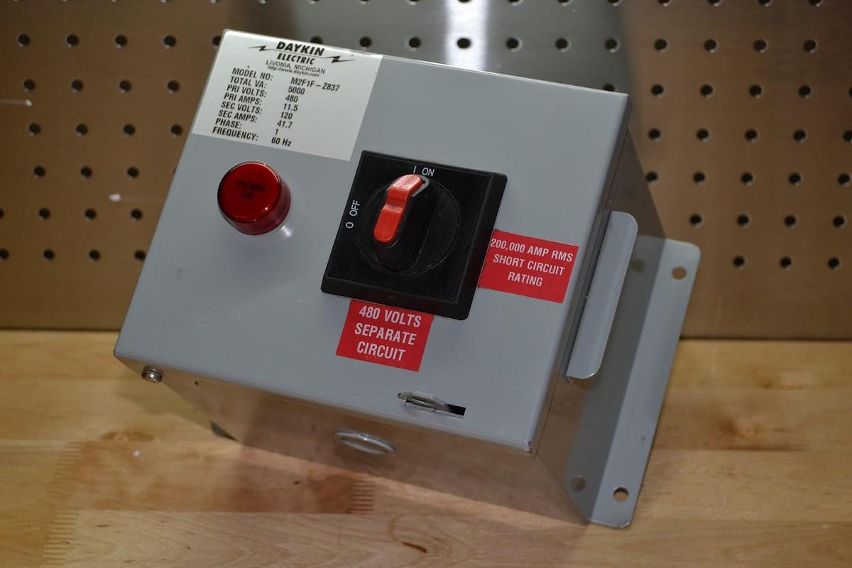 DAYKIN ELECTRIC M2F1F-Z837 TRANSFORMER DISCONNECT 480v M2F1F-Z837