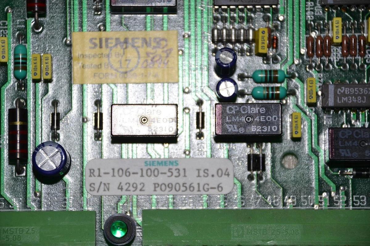 Used SIEMENS R1-106-100-531 IS.04 R1 106 100 531 IS 04 INTERFACE CIRCUIT BOARD CARD