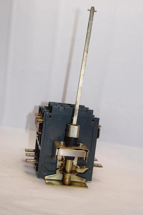 Used ABB OESA-F100JT6 100A 600V 3PH 100 Amp General Purpose Disconnect Switch