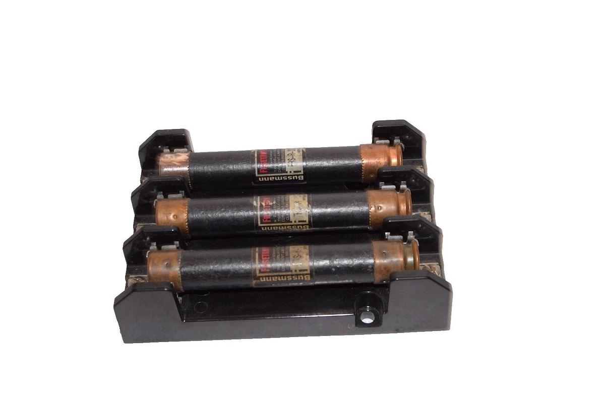 Used Marathon 6F30A3SP 600V 600V 30A Fuse Holder with (3) FRS-R-20 20A Fuse