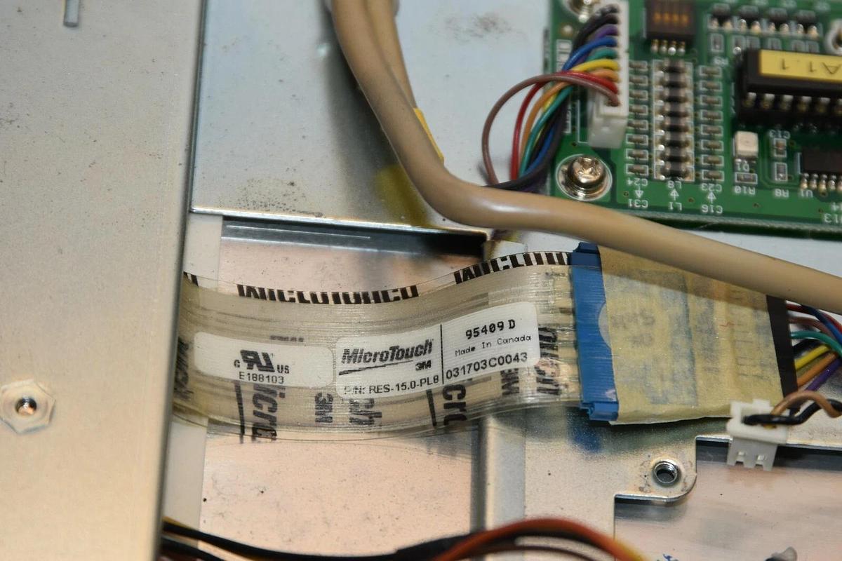 Used ALLEN BRADLEY VersaView 1500P Display Front Cover Screen 95409 D M$44A1511031