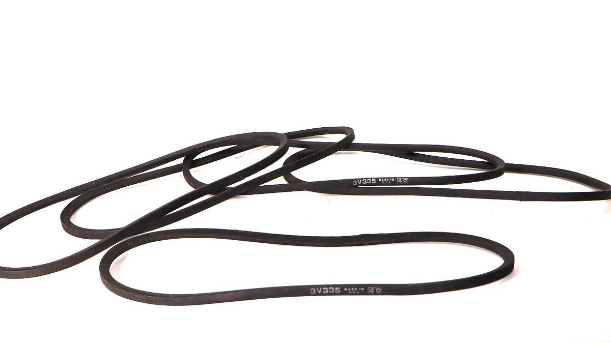 (NEW - Lot of 5) 3V335 V-Belt USA