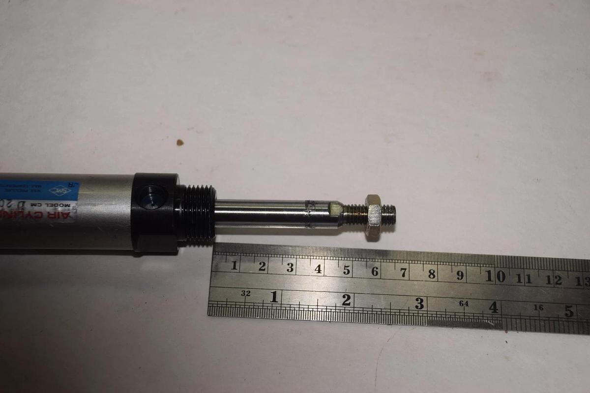 SMC CMD20.35 1.25" STROKE 25/64" BORE AIR PNEUMATIC CYLINDER NEW