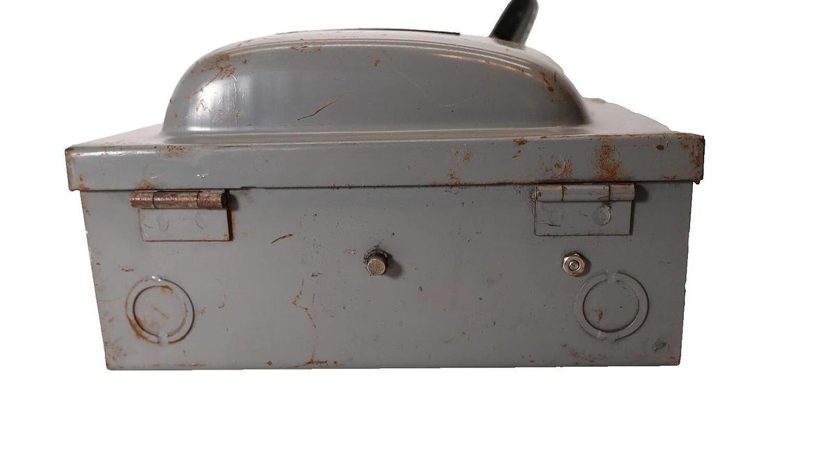 Used SQUARE D K-313304 K313304 30Amp 30 A 3ph 600Vac 250Vdc Safety Switch