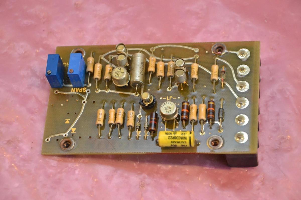 Used ABB CIRCUIT BOARD CARD 686B149U02 REV. 1