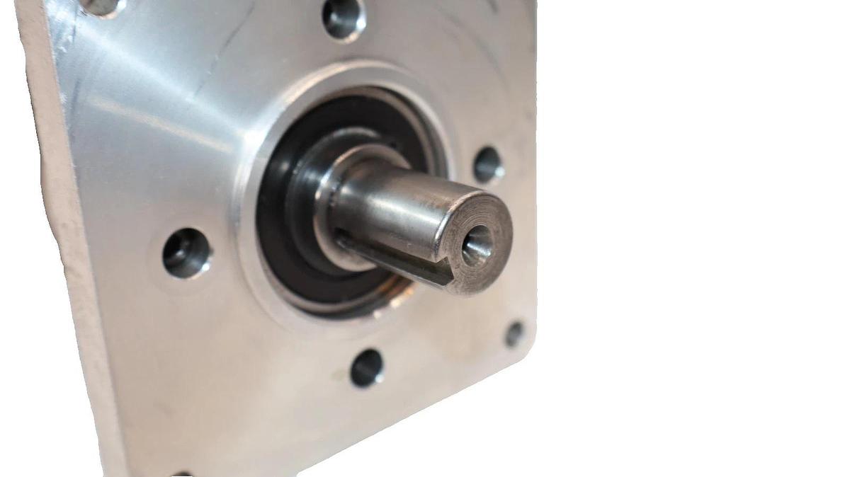 Used GAM 20:1 Ratio Planetary Gearbox 81110312 PE-N-042-020G-M1180-H0000-C0000