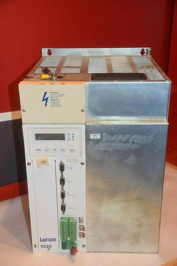 Used LENZE Drive 9220 TYPE 33.9227_E  00357366  33.9227 E  357366  4/7142/06020