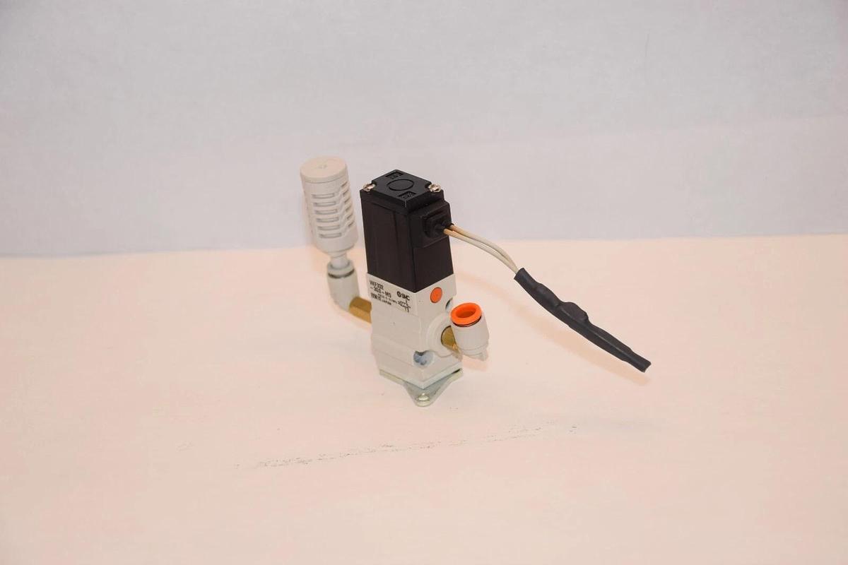 Used SMC VKF332-3GS-M5 0-0.7MPa Solenoid Valve Assembly