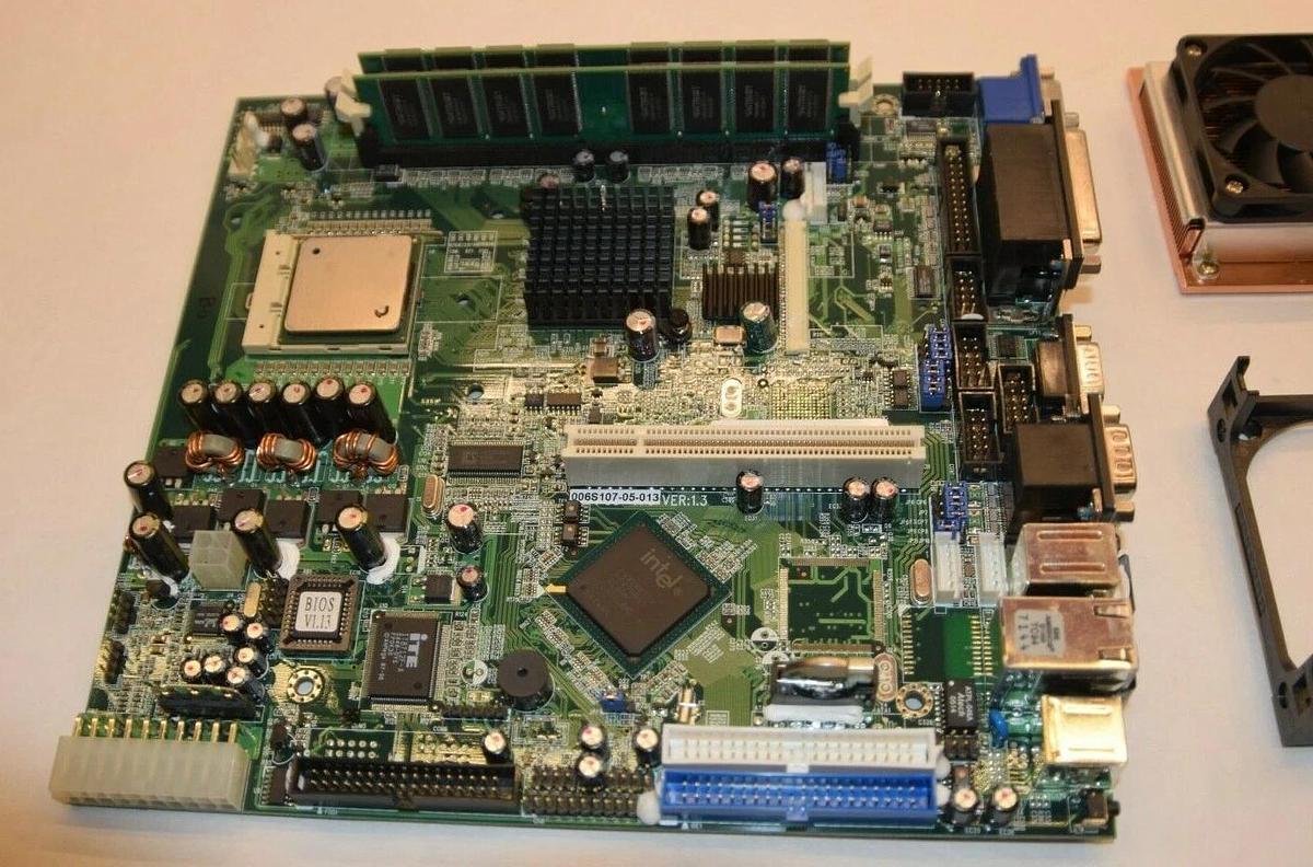 (New) ALLEN BRADLEY 006S107-05-013 Ver 1.3  VersaView 1500P Motherboard