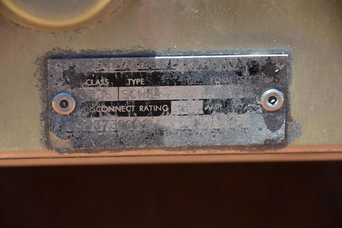 Used Square D S/S 8538-SCW34 Stainless steel GE Size 2 CR306D0 Starter contactor