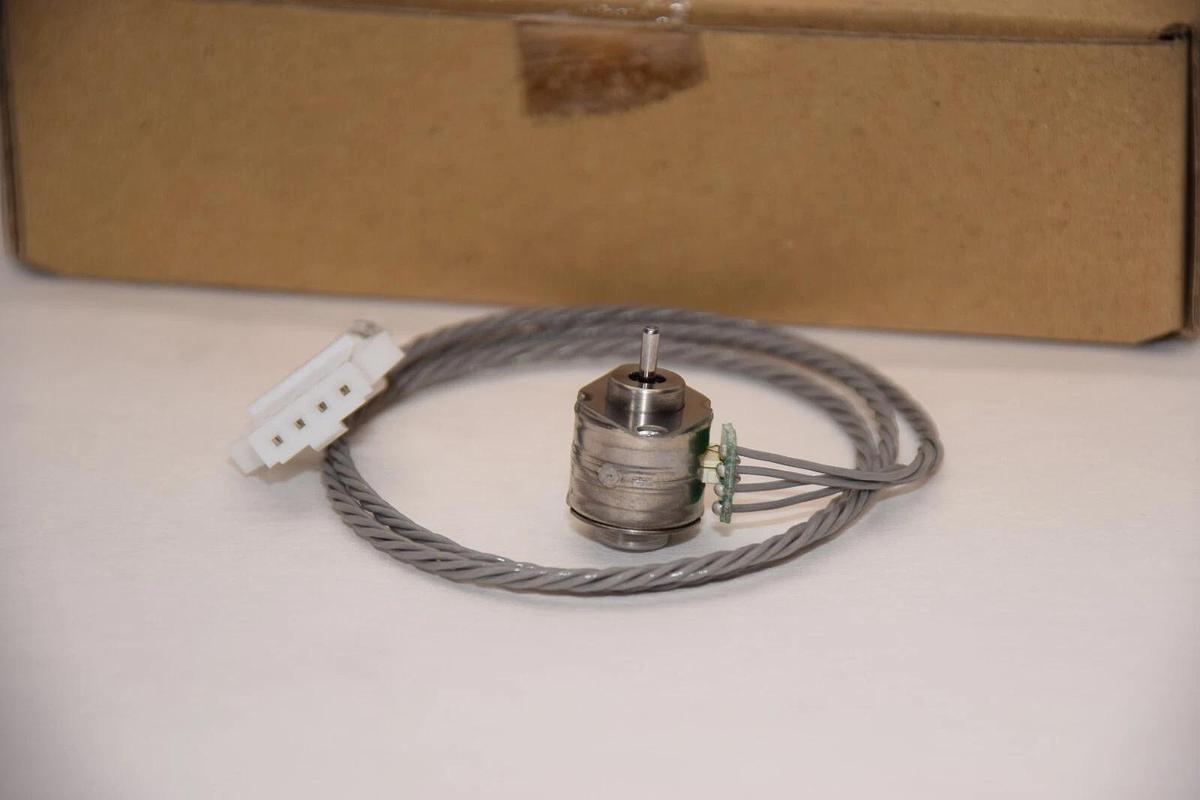 (NEW) Siemens 10285310 , 094-B022-02 Motor Mixer Rot. W/Bearing & Strong Wire