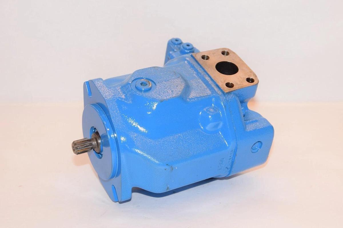 (NEW) REXROTH R910946934/000 A10VS018DFR/31R-PKC62N00 Hydraulic Pump