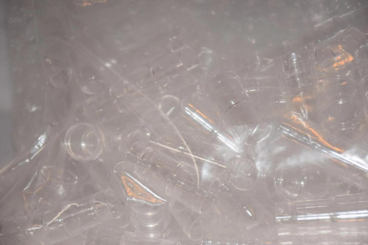 (NEW - Lot of 200) SYSMEX 424-1160-8 4ml Sample Cup