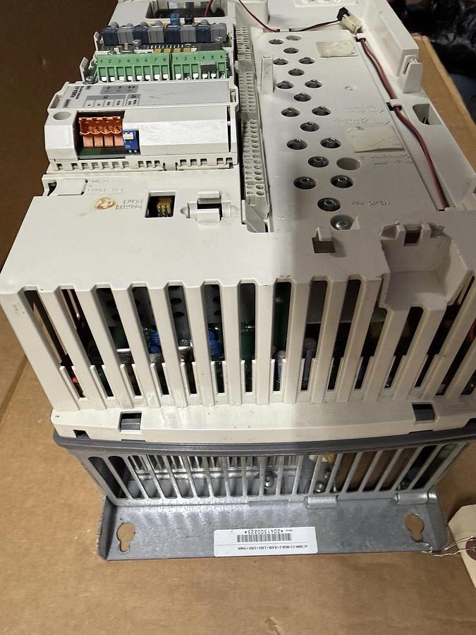Used ABB ACS800-U1-0020-2+K458+L502+L503+N660(READ)