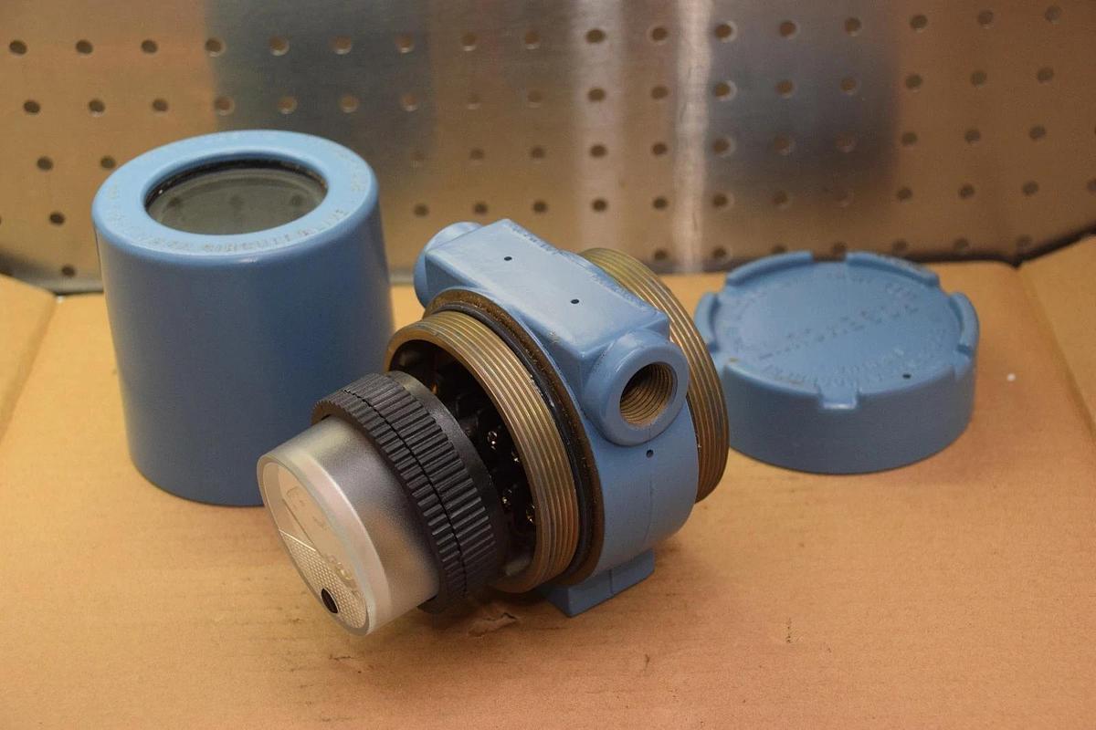 ROSEMOUNT 0444TJ1U1C2NA 0-300 DEGREE CELSIUS TYPE J TEMP. TRANSMITTER NEW