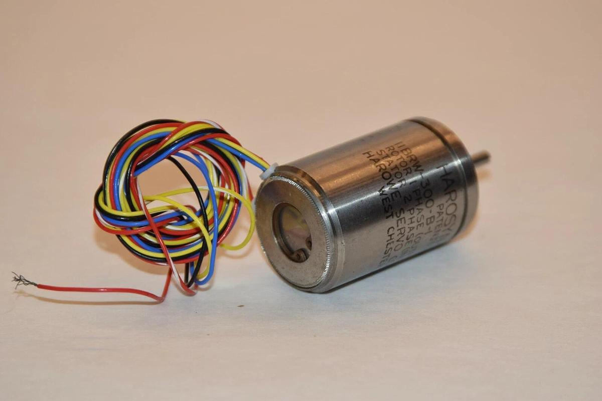 Used HAROSYN-RW Fasco Harowe Resolver 11BRW-300-B-1 250Hz 11BRW300B1