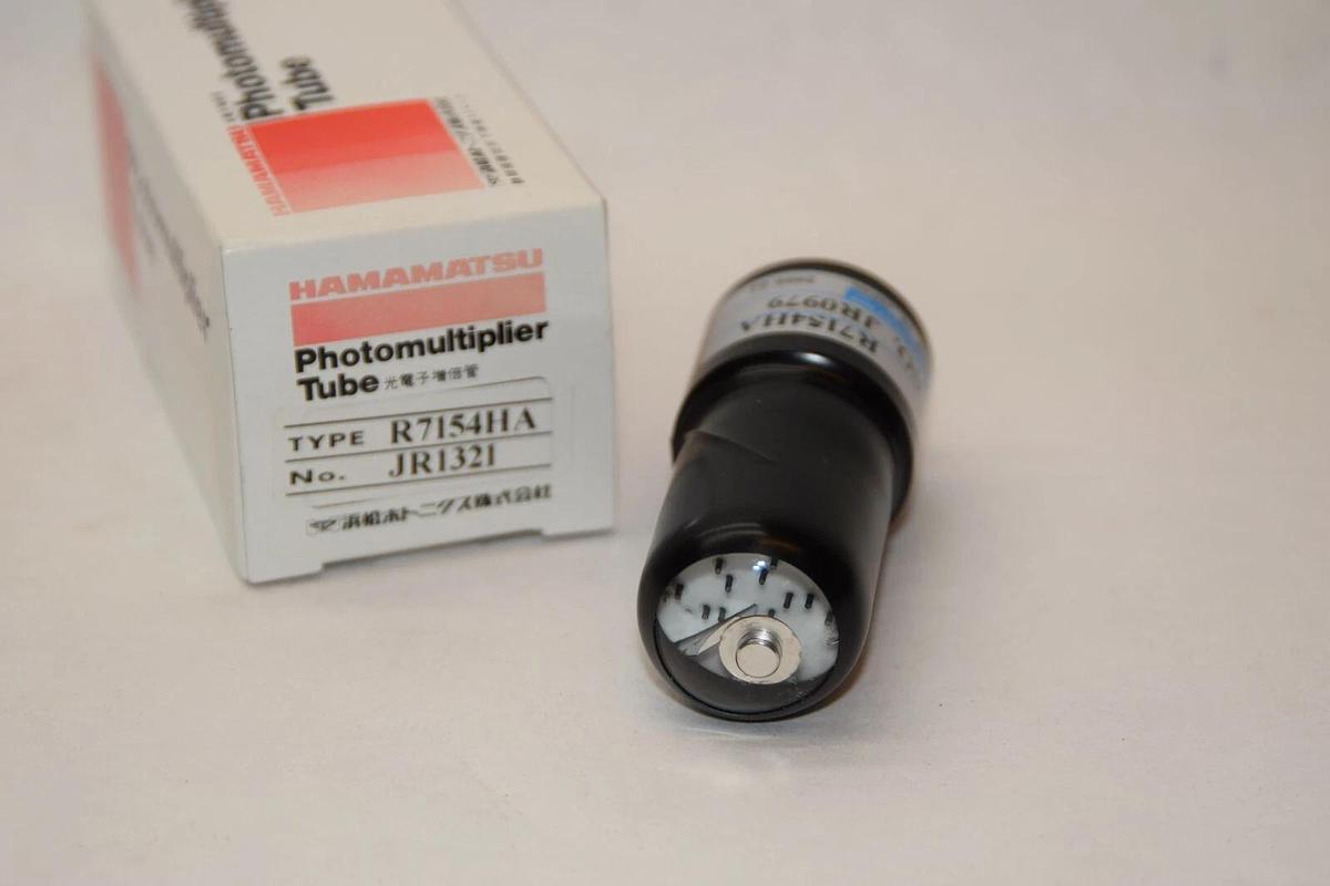 (NEW) HAMAMATSU R7154HA Photomultiplier Tube