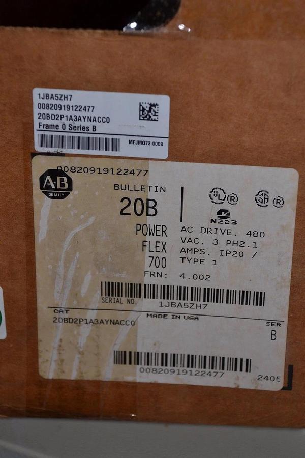 Allen-Bradley PowerFlex 700 1 HP 20BD2P1A3AYNACC0 480 VAC
